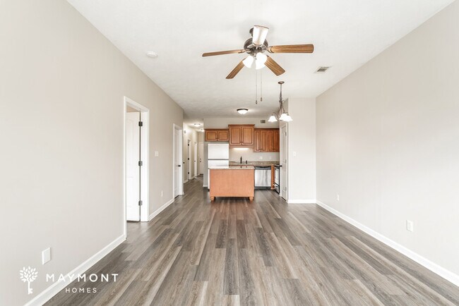 Photo - 151 Grove Landing Ct