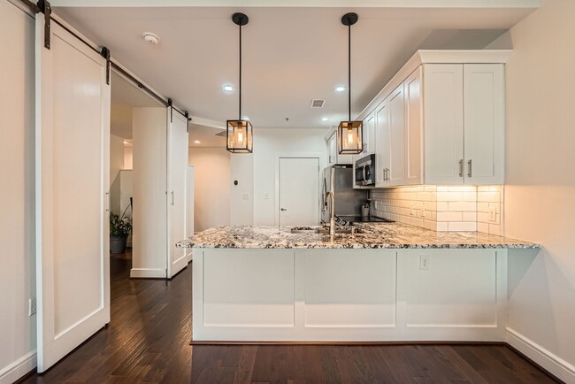 Photo - 333 W Trade St Unit 2002