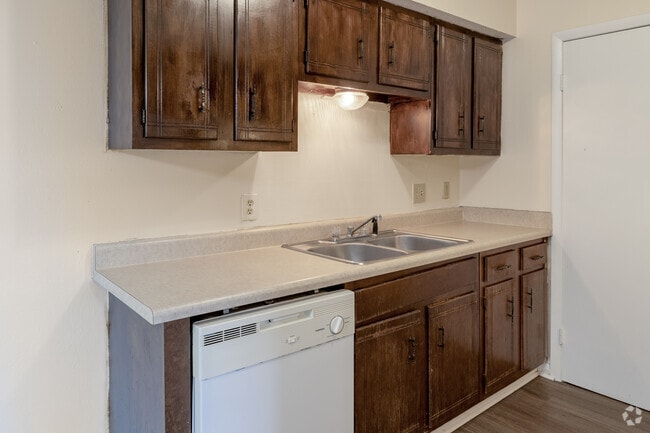 2BR, 1.5BA - Kitchen