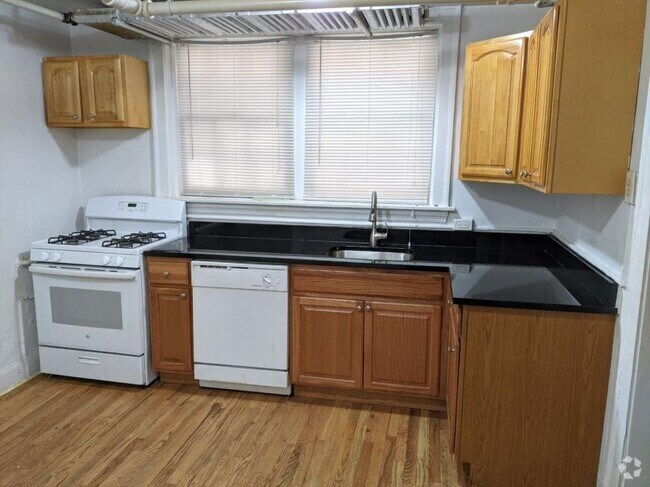 Building Photo - 1 bedroom in Chicago IL 60201 Unit 54-G Rental