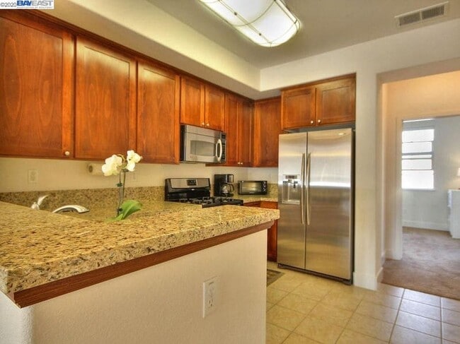 Photo - 6115 Old Quarry Loop Unit 6115