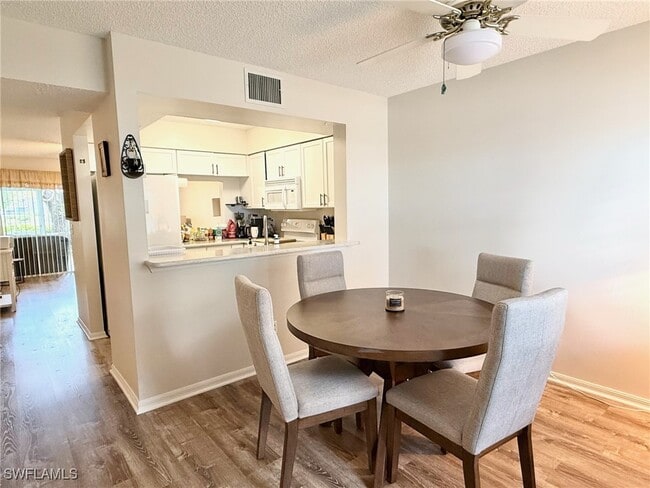 Building Photo - 109 Wading Bird Cir Unit V105