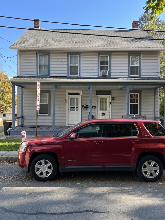 Photo - 18 N Prince St