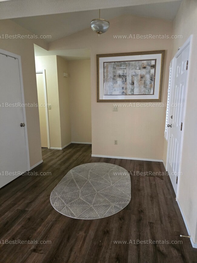 Photo - 2679 Parkway