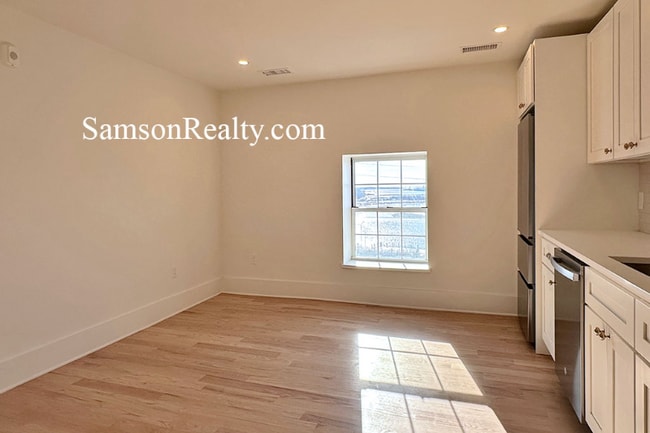 Photo - 31 Hope St Unit 402