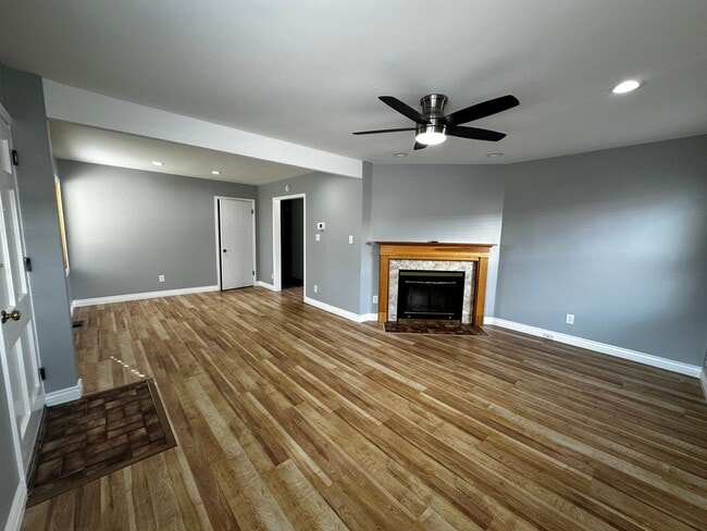 Photo - 2019 E Lambourne Ave