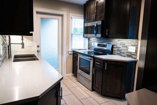 Photo - RockhillR6512 Unit RockhillR6512