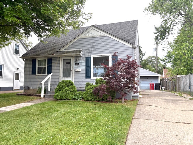 Building Photo - 25871 Oakland St Rental