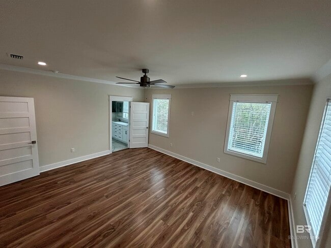 Photo - 5126 Pine Rd