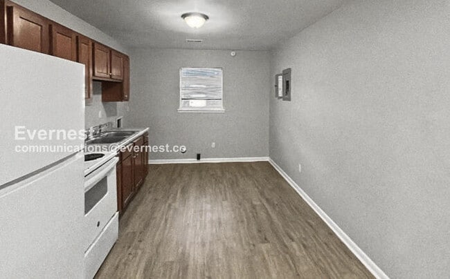 Photo - 1024 4th Ave W Unidad b