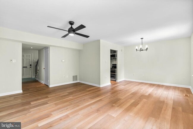 16 Cornerwood Ct