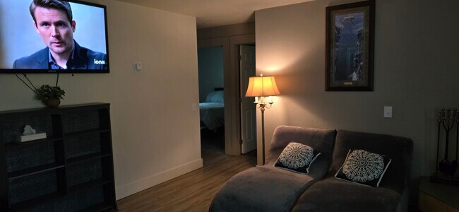 Photo - 1208 Denali St Unit 2