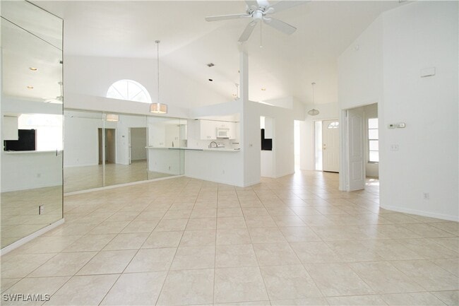 Building Photo - 10201 Regent Cir Rental
