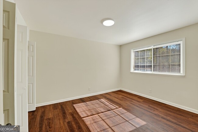 Photo - 2516 Peachwood Cir NE Unidad 1