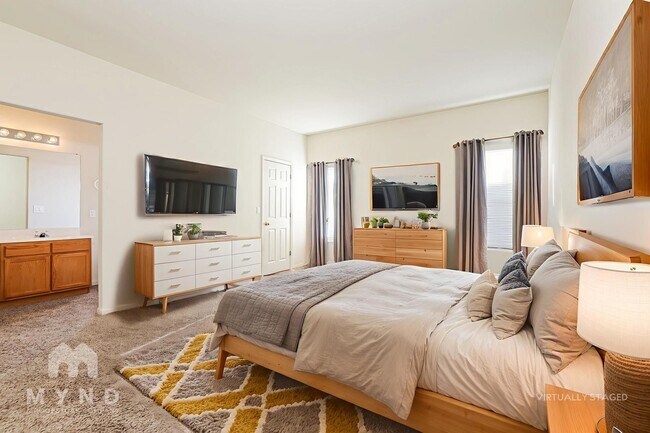 Photo - 5518 Spandrell Cir