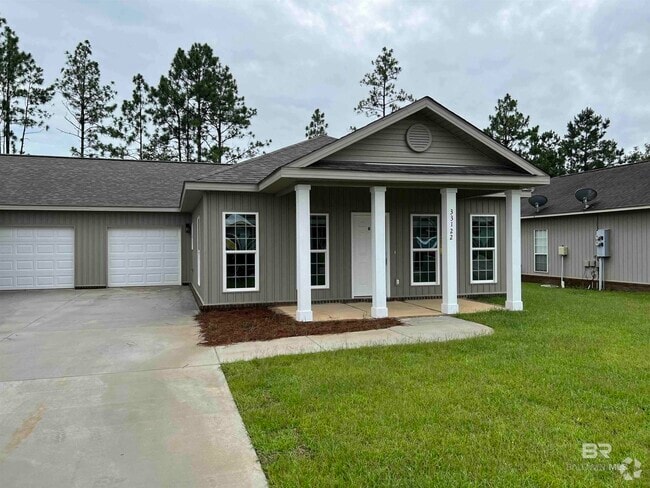 Building Photo - 33122 Stables Dr Rental
