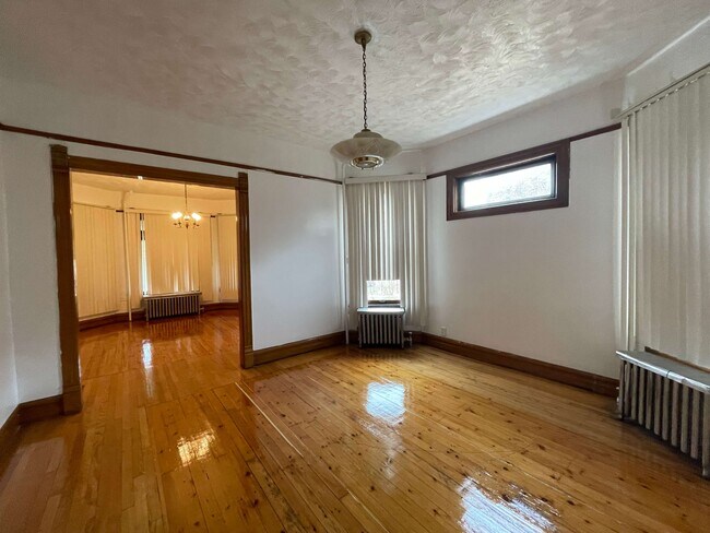 Photo - 7216 S Emerald Ave Unit 1