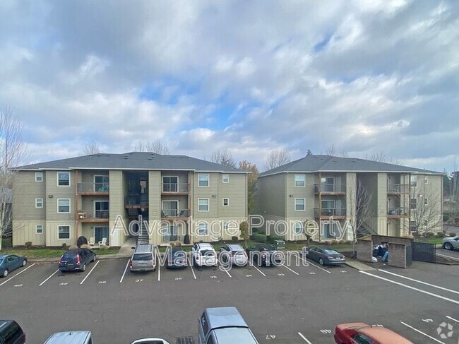 Building Photo - 519 Catron St N Rental