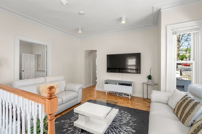 Photo - 18 Loring St Unidad 1