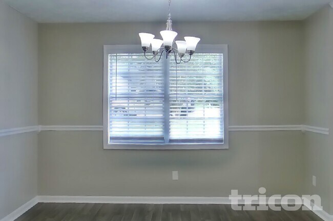 Photo - 355 Mary Alice Dr