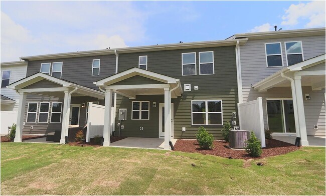 Photo - 1218 Tredenham Wy