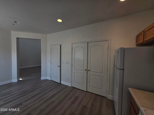 Photo - 8940 W Olive Ave