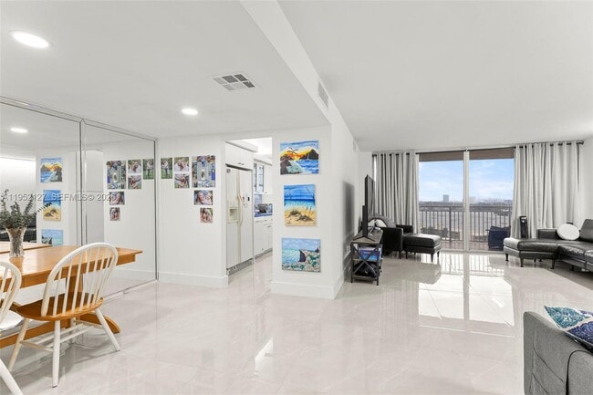 Photo - 18031 Biscayne Blvd Unit 1604