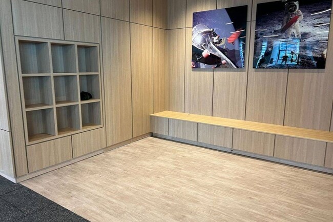 Photo - 3809 Evergreen Pl