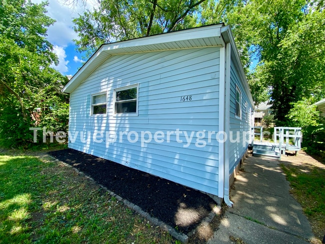 Photo - MOVE IN SPECIAL! Move in this November and...