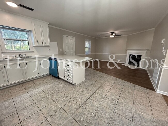 Photo - 259 Olde Vineyard Ct