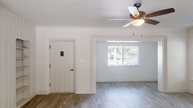 Photo - Carruth Ave &amp; Home Ave Unidad Carruth Ave