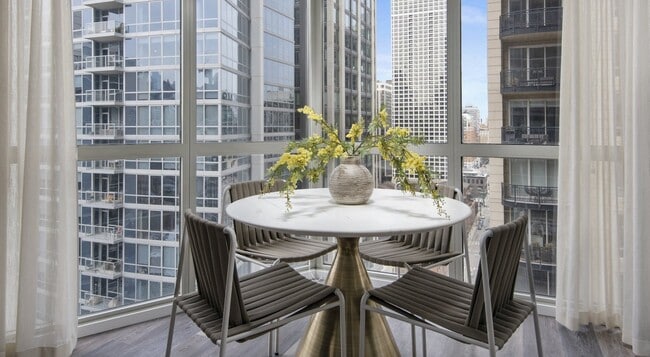 875 N State St Unit 2308
