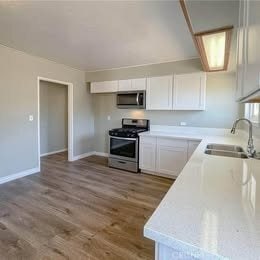 Photo - 43858 Rimvale Ave