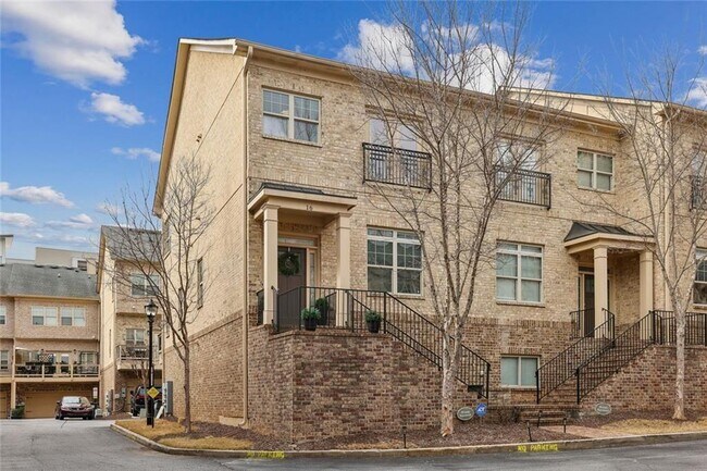 Photo - 745 Fountainhead Ln NE