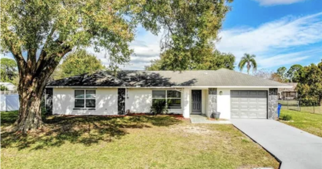 Beautiful and warm house with Garage attached - 6712 Matanzas Dr Casa