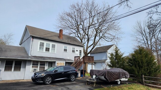 Unidad de arriba - 95 W Ashland St Unidad 95 W Ashland St Apartment