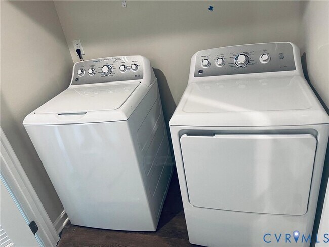 Photo - 5337 Canterbury Rdg Ct