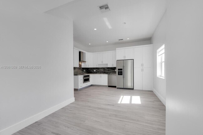 Photo - 2426 SW 25th St