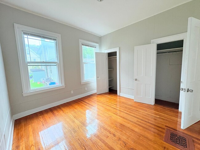 Photo - 57 William St Unit 1