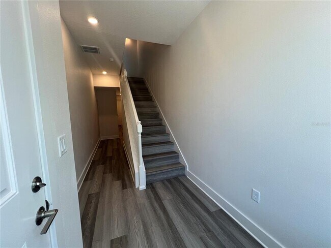 Photo - 891 City Walk Ln