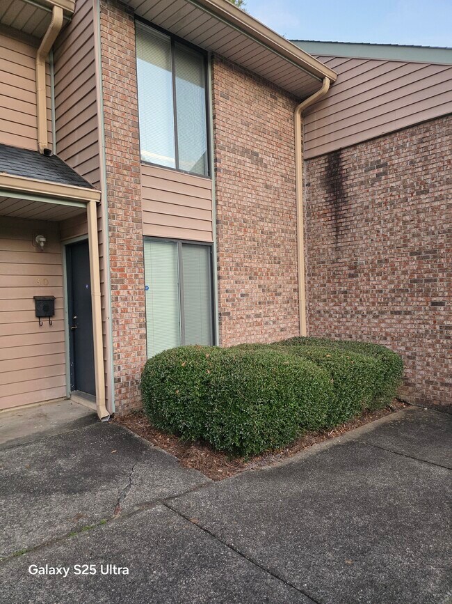 Building Photo - 4312 Old Macon Rd Unit 30