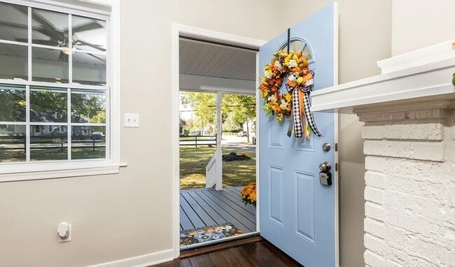 Photo - 6103 Hermitage Rd