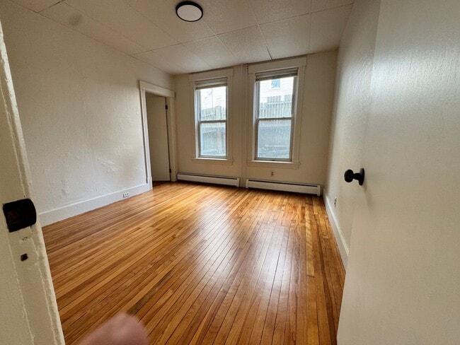 Photo - 12 Normal St Unit B