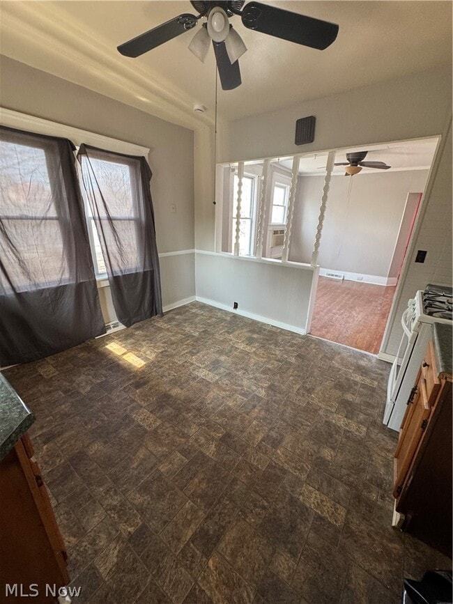 Photo - 9316 Raymond Ave