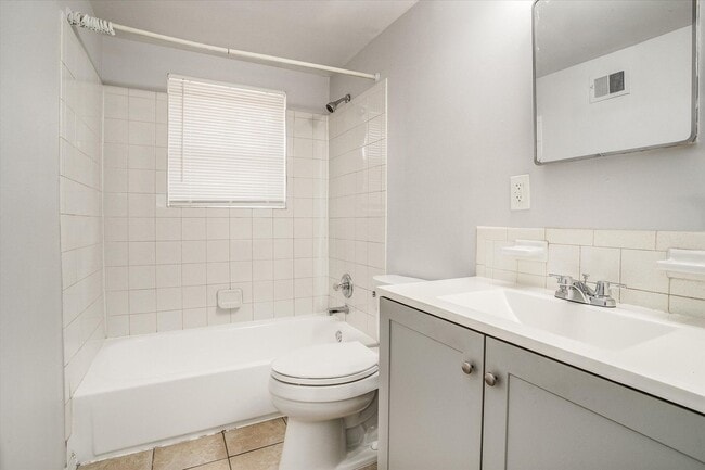 Photo - 4504-4506 N Jackson Ave Unit 4506