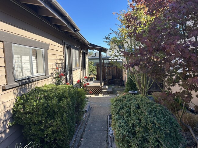 Photo - Lovely 1 Bedroom, 1 Bathroom Unit in West Petaluma