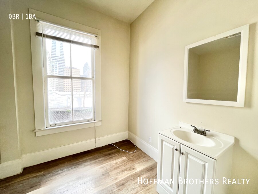 Photo - 124 Waverly Pl Unit 307