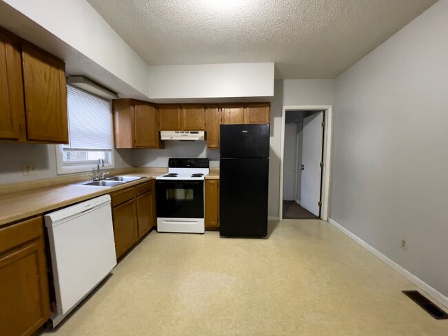 Photo - 1409 W Jackson St Apartment Unit 1409