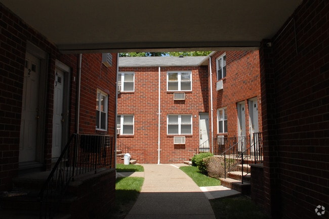 Photo - 170 Central Ave