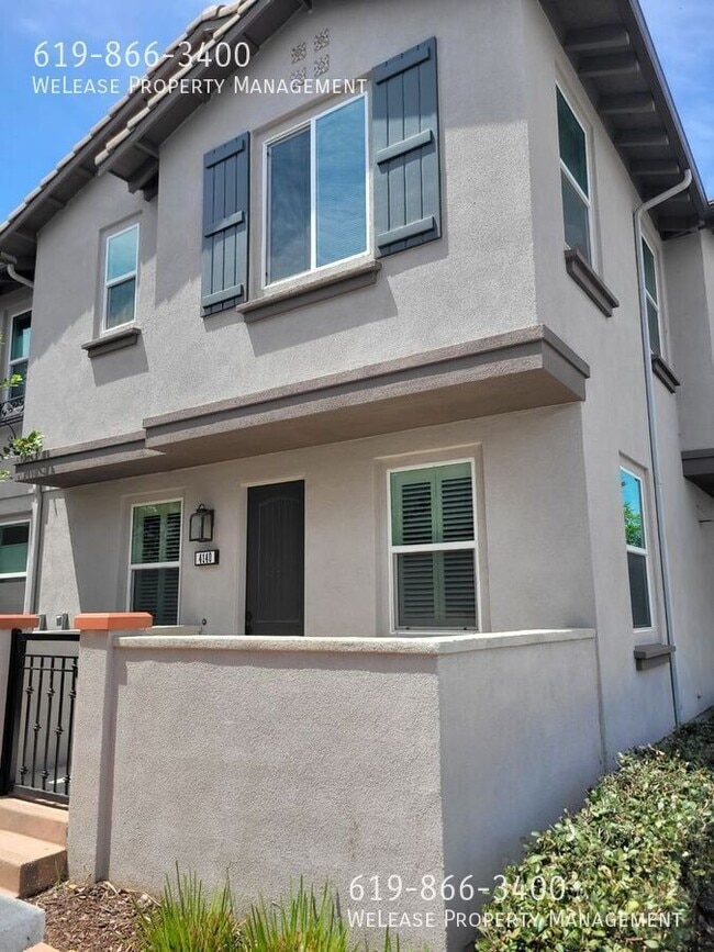 Building Photo - 4140 Sitio Flor